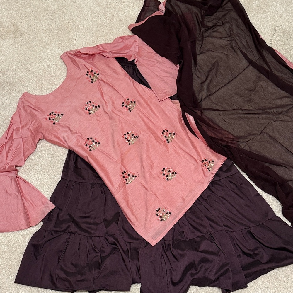 Pink Embroidered Top, purple Dupatta, and purple pant (Indian Sahara set)